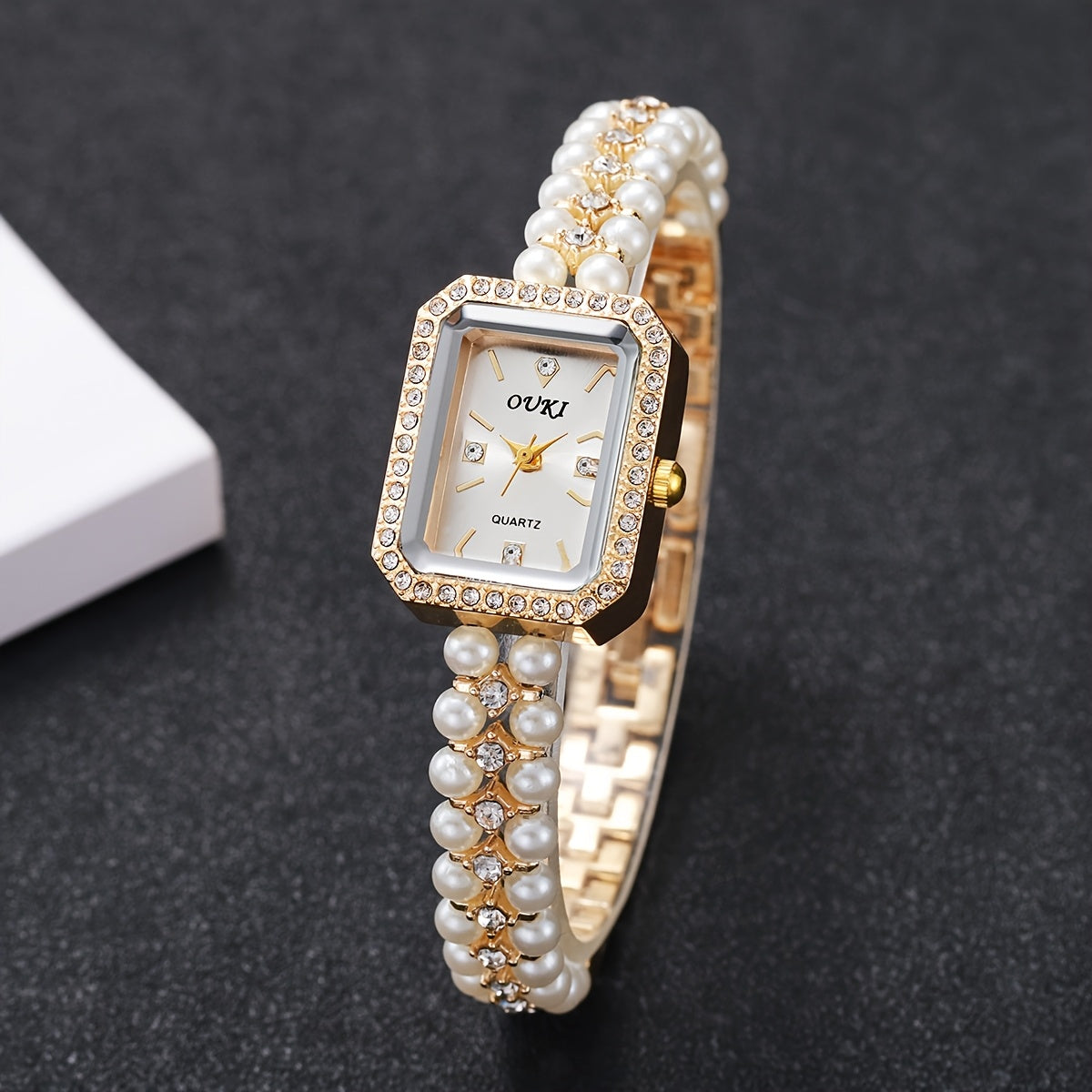 Conjunto de Relógio de Quartzo Feminino Minimalista e Elegante com Mostrador Quadrado, Incluindo Pulseira, Colar e Brincos (5 peças/conjunto). Não Inclui Caixa de Relógio