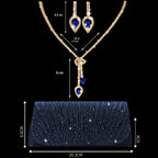 Bolsa de Noite/Festa com Aba e Strass Brilhante, Clutch/Bolsa de Noite Plissada Elegante e Estilosa, Acompanha Conjunto de Joias com 2 Peças de Strass Brilhante, Adequada para Festas, Banquetes, Reuniões, Dançantes, Casamentos e Outras Ocasiões.